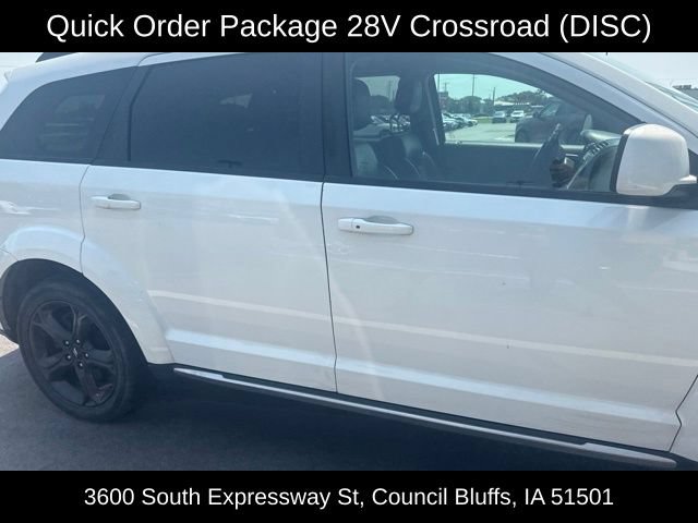 Used 2018 Dodge Journey Crossroad w/ Driver Convenience Group AWD/4WD image 5