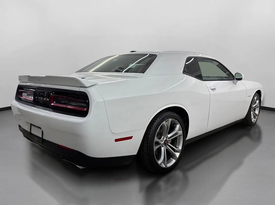 Used 2022 Dodge Challenger R/T image 10