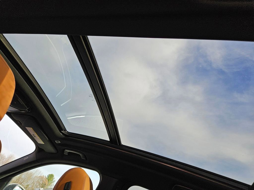 New 2026 BMW X5 xDrive50e image 19