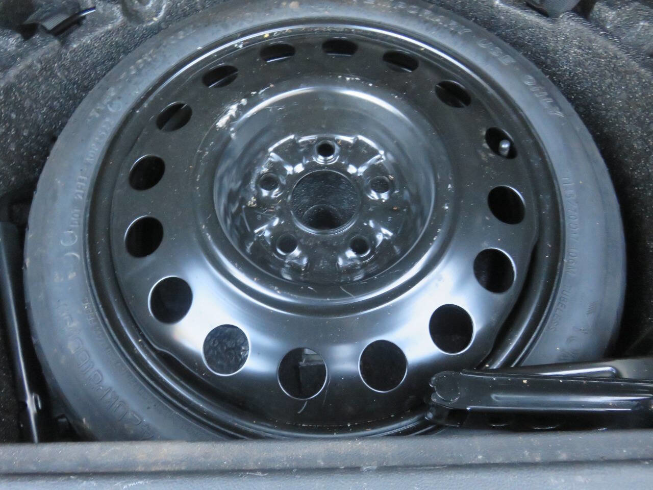 Used 2015 Chevrolet Equinox LT image 31