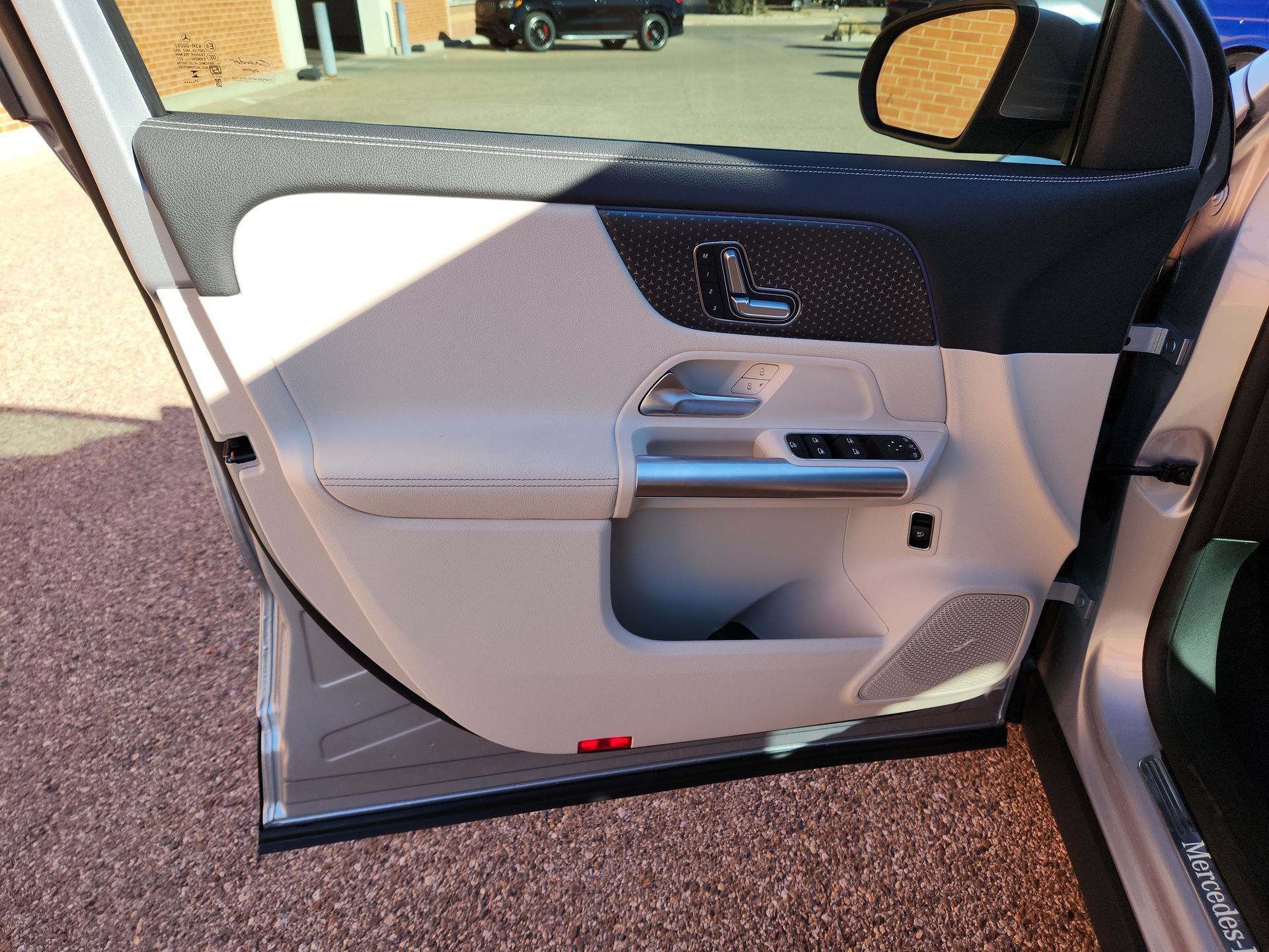 New 2025 Mercedes-Benz GLA 250 4MATIC image 15