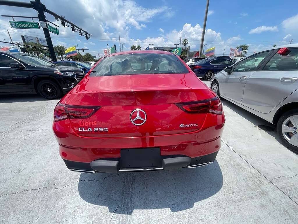 Used 2020 Mercedes-Benz CLA 250 4MATIC image 5