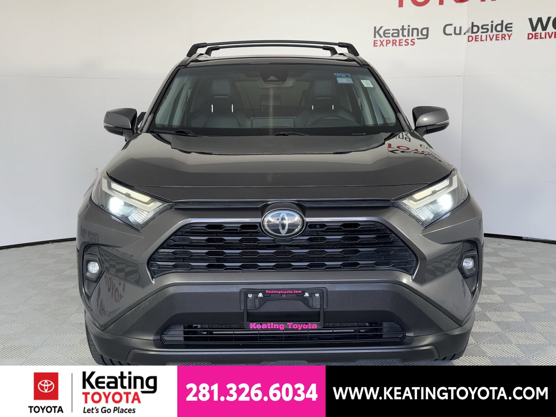 Used 2022 Toyota RAV4 XLE Premium FWD image 10