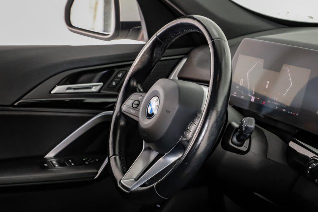 Used 2023 BMW X1 xDrive28i AWD/4WD image 13