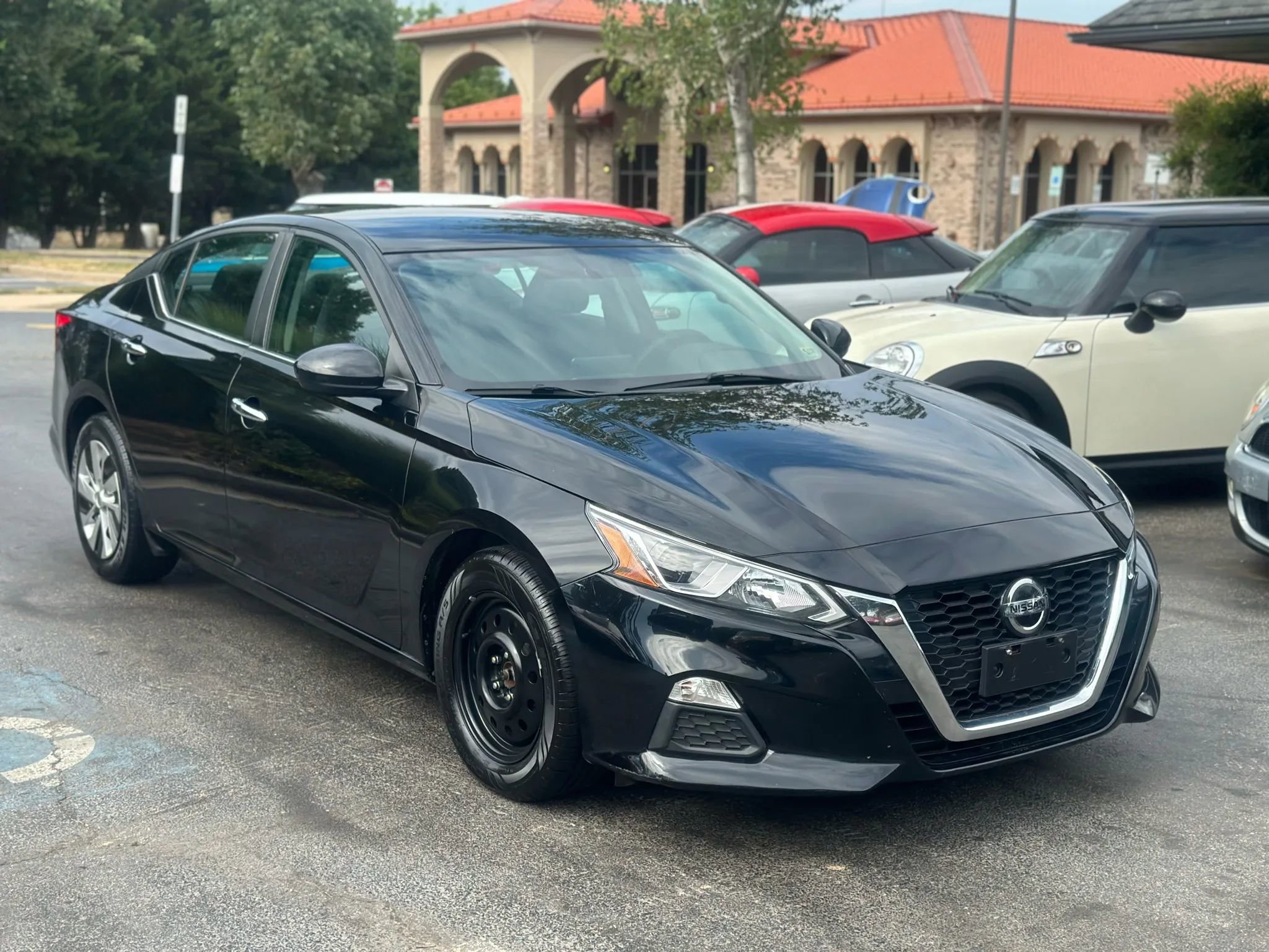 Used 2019 Nissan Altima 2.5 S image 5