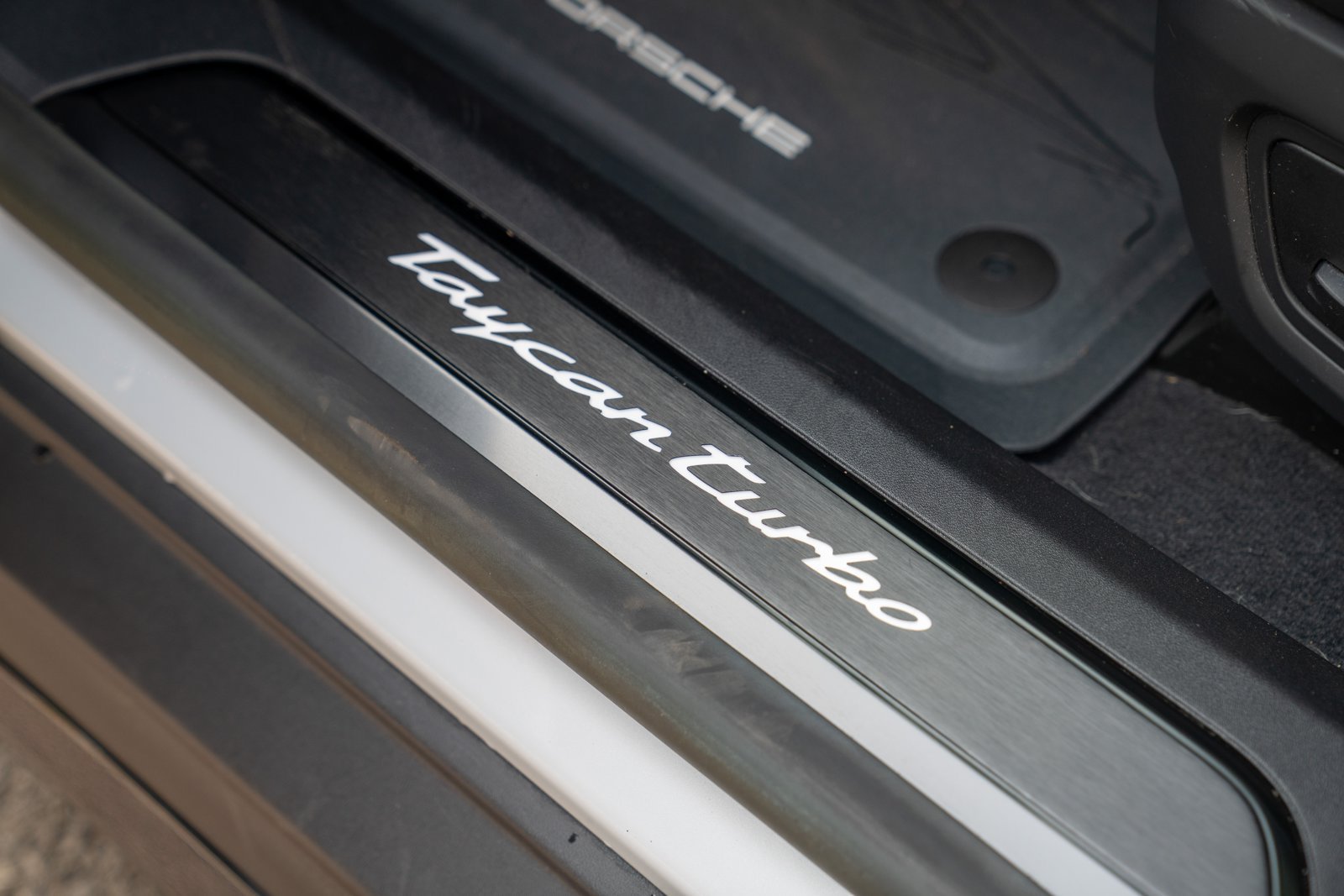 Certified 2023 Porsche Taycan Turbo AWD/4WD image 12
