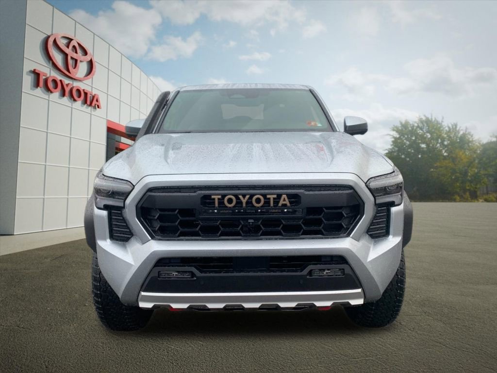 New 2025 Toyota Tacoma Trailhunter image 8