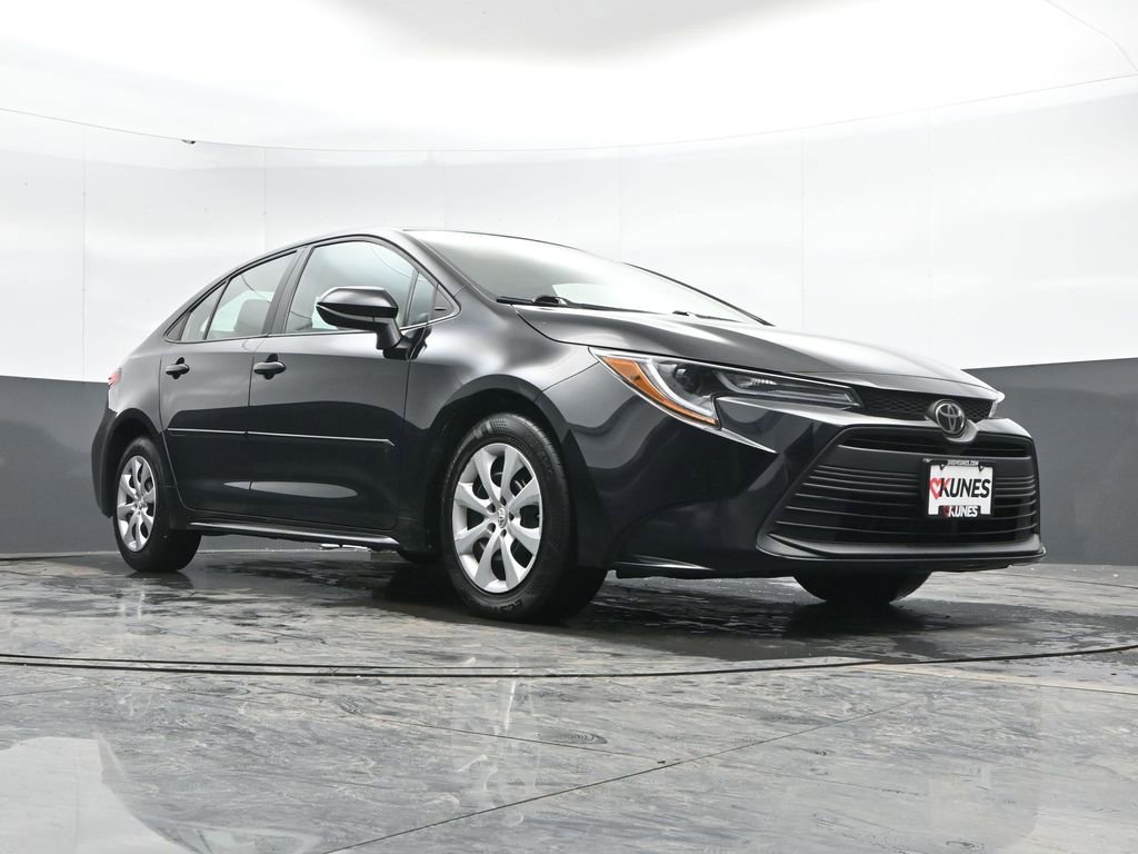 Used 2024 Toyota Corolla LE image 46