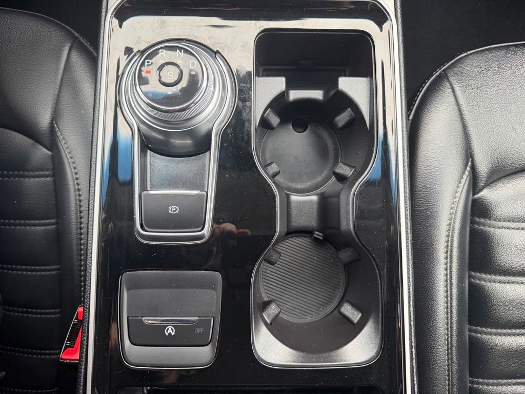 Used 2019 Ford Edge SEL w/ Equipment Group 201A AWD/4WD image 32