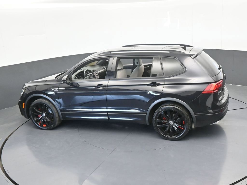 Used 2020 Volkswagen Tiguan SE R-Line image 55