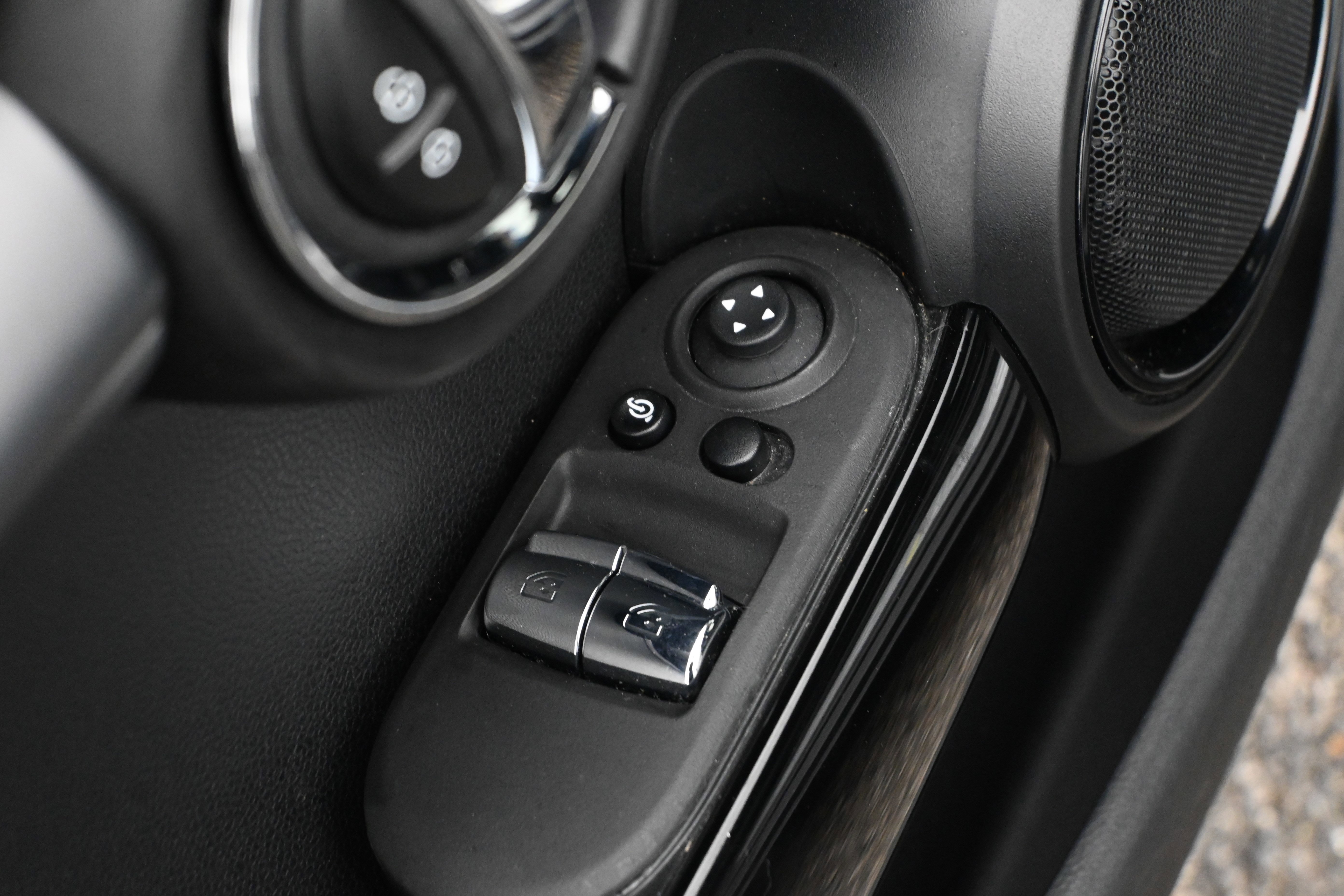 Used 2023 MINI Cooper SE image 29