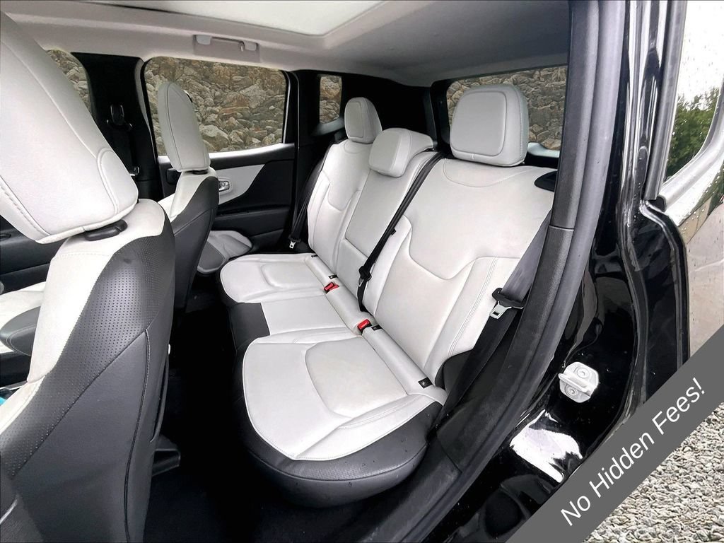 Used 2022 Jeep Renegade Limited w/ Sun, Sound & Wheels Group AWD/4WD image 23