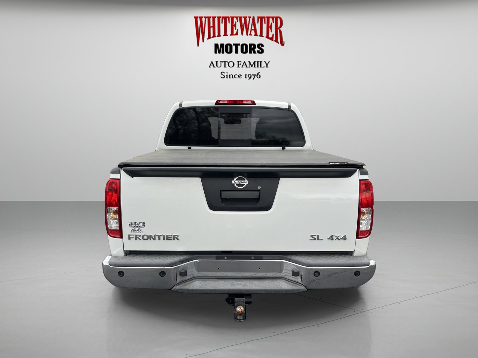 Used 2015 Nissan Frontier SL AWD/4WD image 4