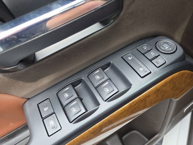 Used 2017 Chevrolet Silverado 1500 High Country AWD/4WD image 11