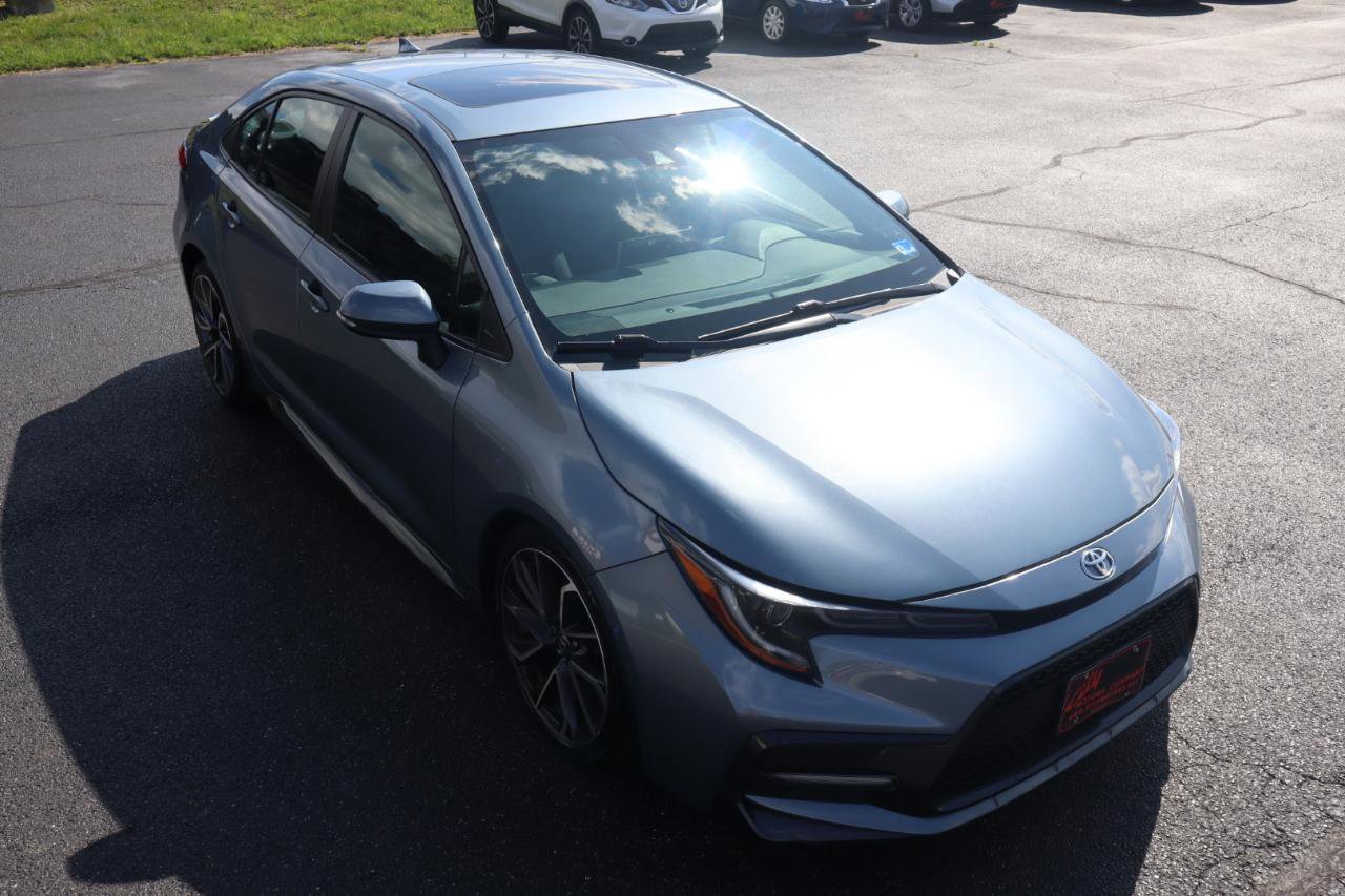 Used 2020 Toyota Corolla SE w/ SE Premium Package FWD image 13