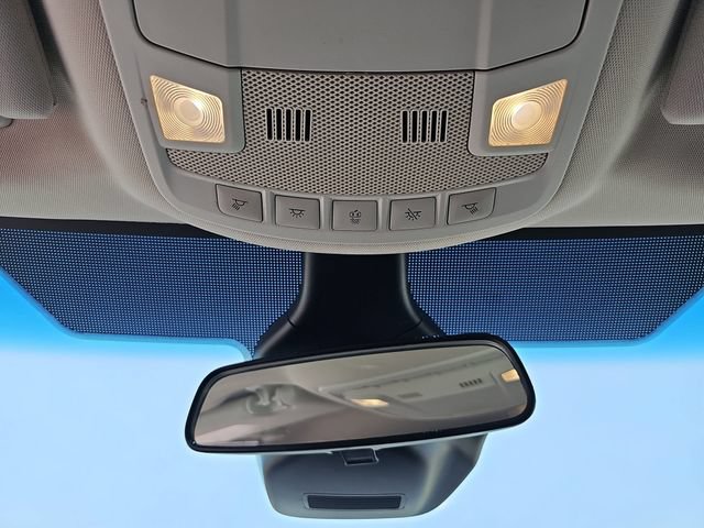 Used 2020 Ford Edge SE FWD image 32