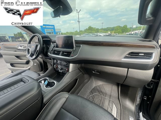 Used 2023 Chevrolet Tahoe Premier AWD/4WD image 35