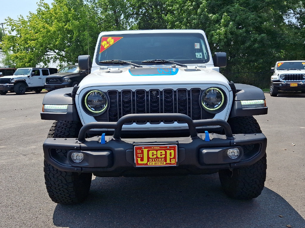 Certified 2023 Jeep Wrangler Unlimited Rubicon 4xe AWD/4WD image 2