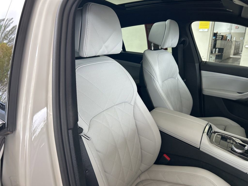 Used 2026 BMW X6 M60i image 26