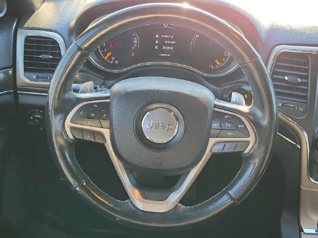 Used 2017 Jeep Grand Cherokee Limited AWD/4WD image 10