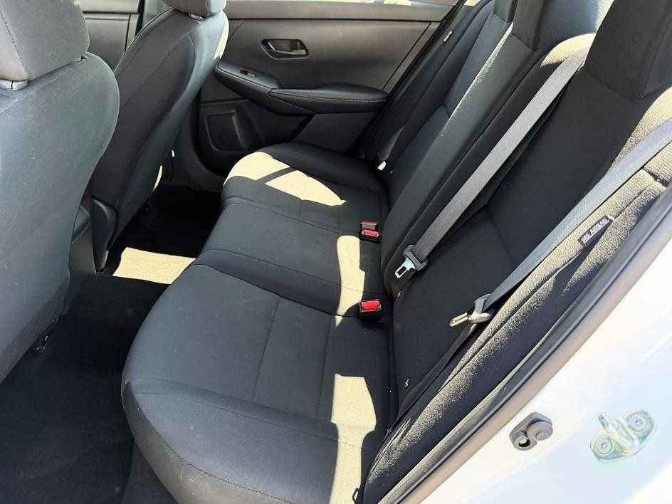 Used 2024 Nissan Sentra S w/ Lighting Package image 32