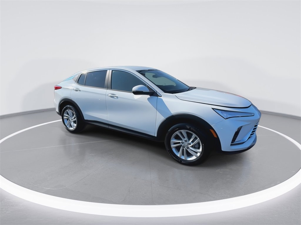 New 2026 Buick Envista Preferred image 2
