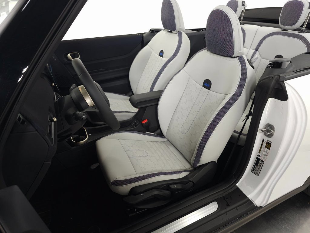 New 2026 MINI Cooper S FWD image 15