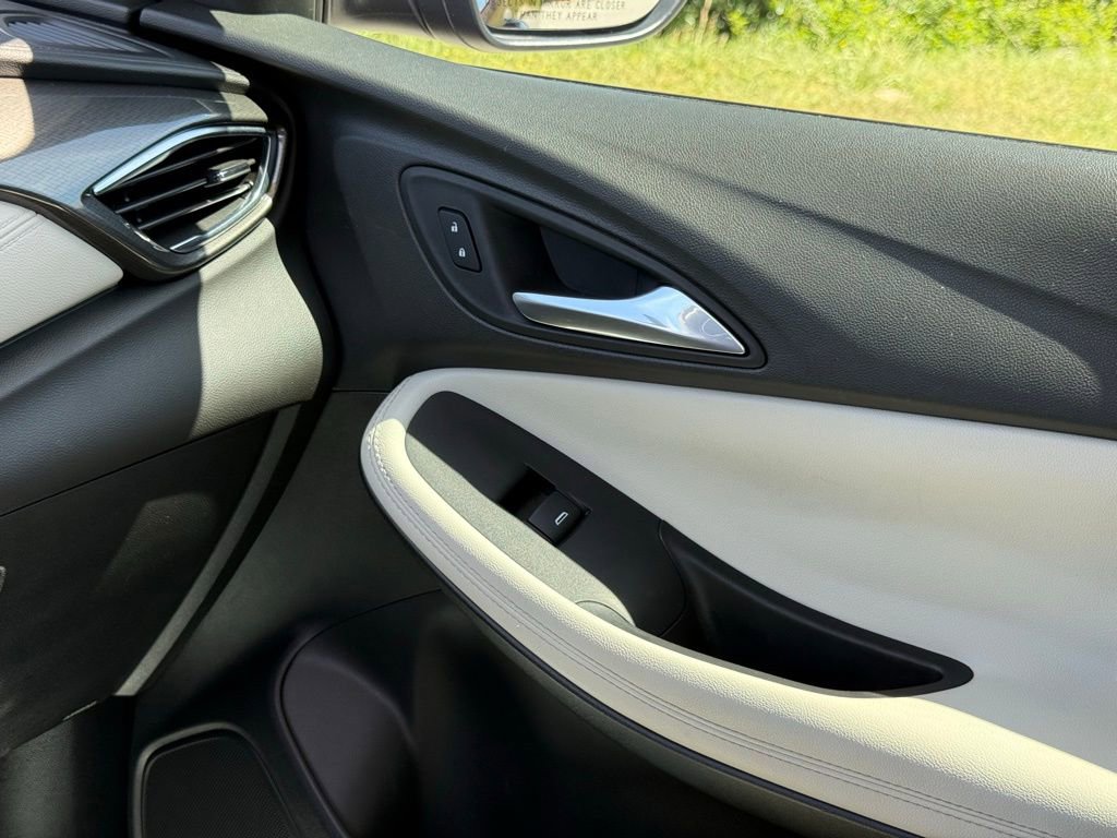 Used 2021 Buick Encore GX Preferred w/ Sport Touring Package image 38