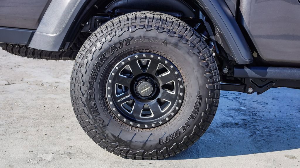 Used 2021 Jeep Gladiator Mojave image 12