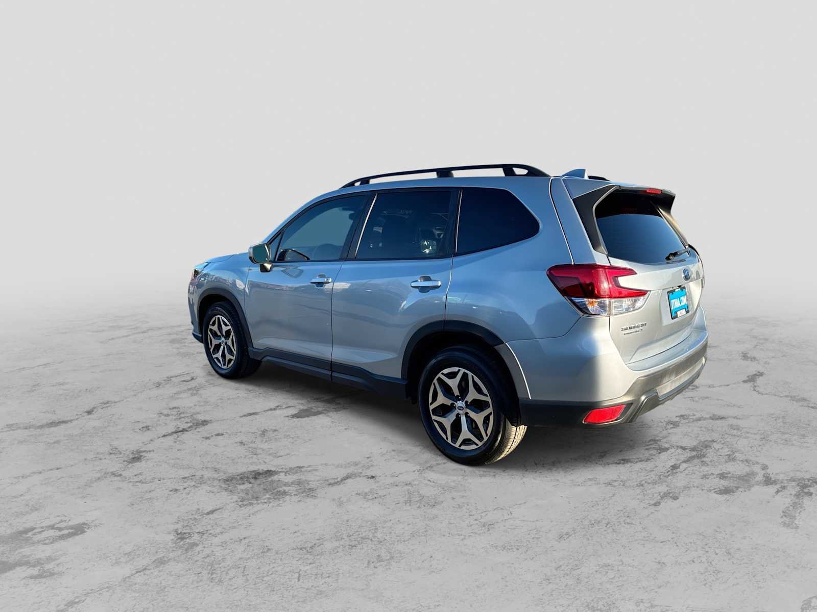 Used 2022 Subaru Forester Premium AWD/4WD image 6