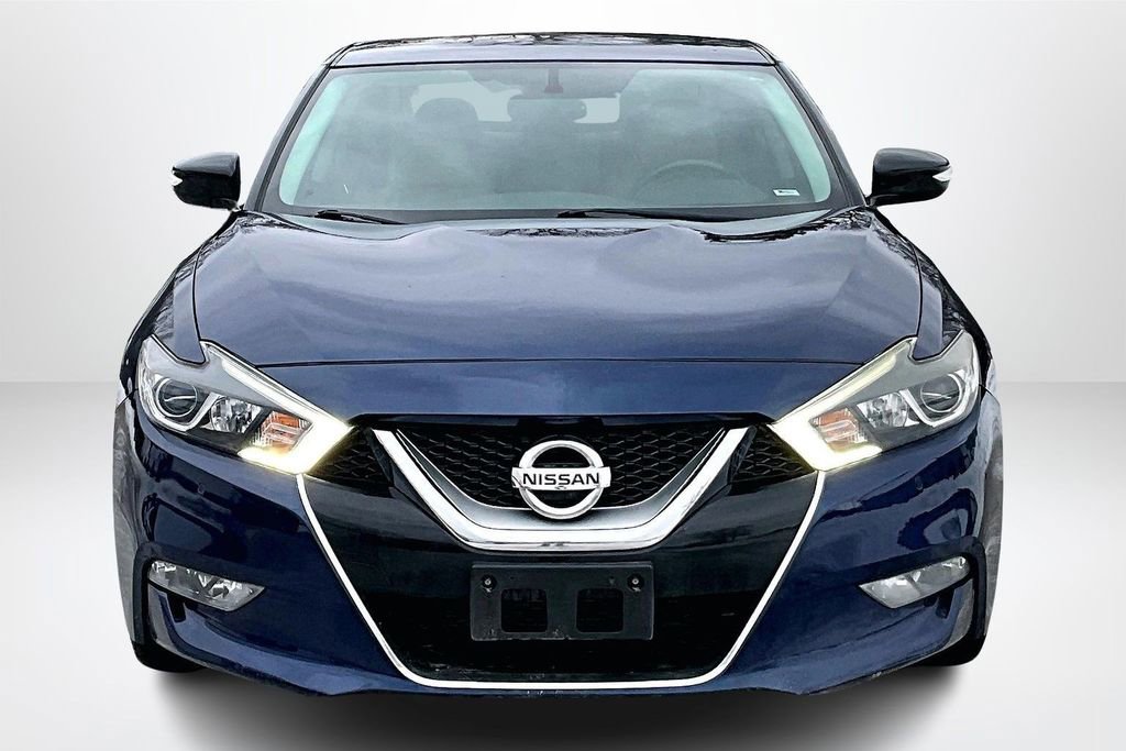 Used 2016 Nissan Maxima SR image 2