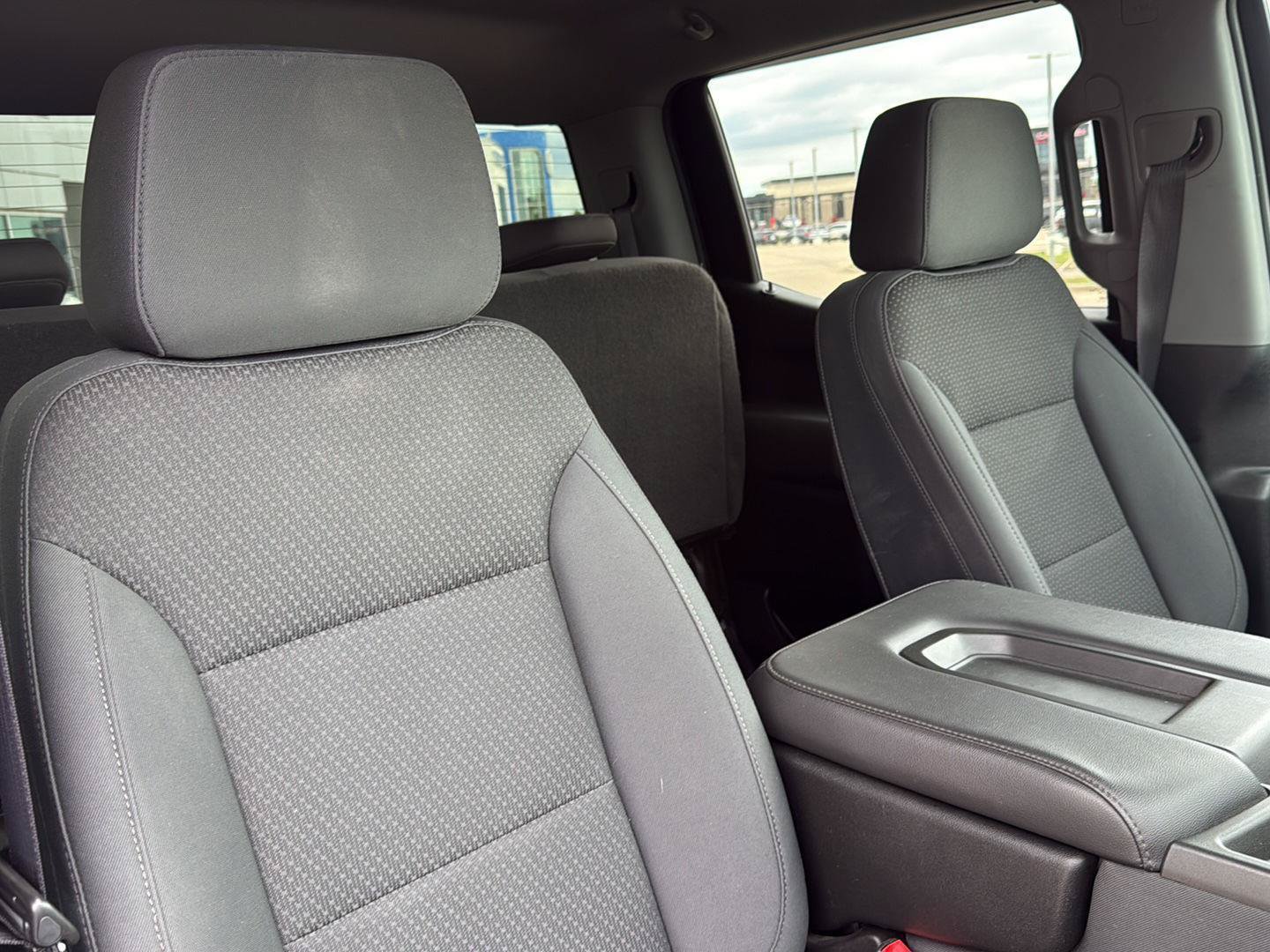 Used 2020 Chevrolet Silverado 1500 Custom Trail Boss w/ Custom Convenience Package AWD/4WD image 30