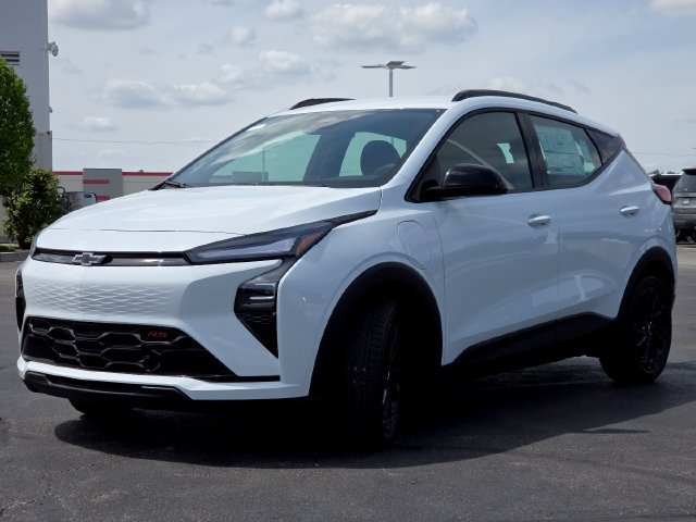 New 2027 Chevrolet Bolt RS FWD image 15