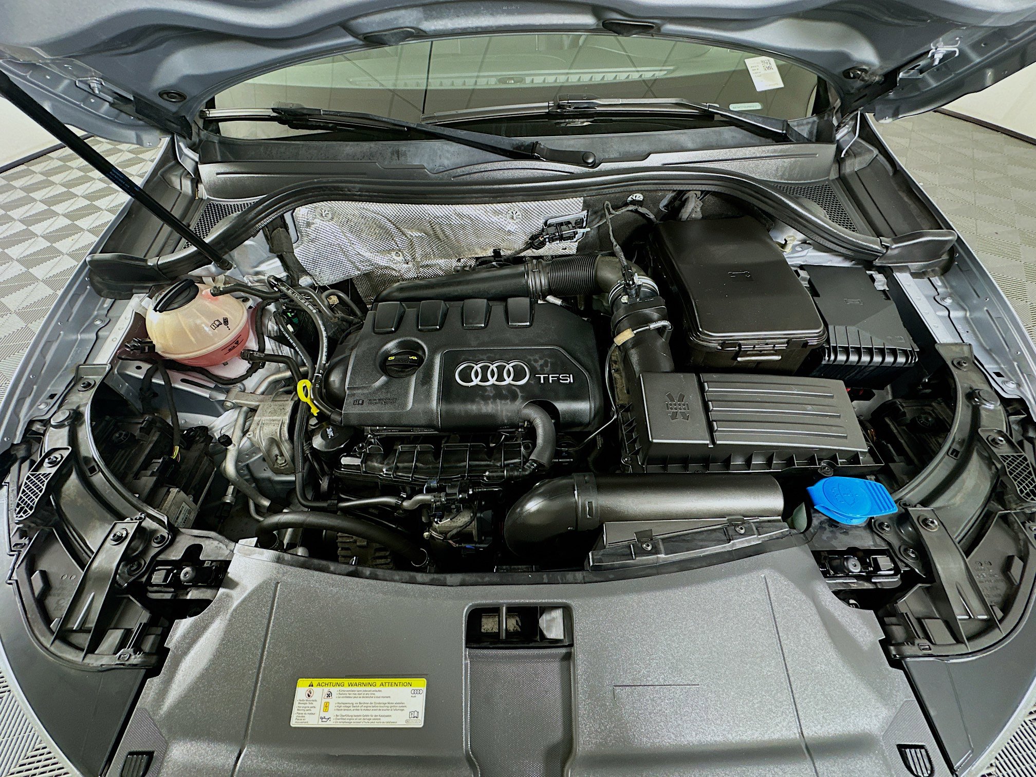 Used 2018 Audi Q3 2.0T Premium Plus w/ Premium Plus Package FWD image 34