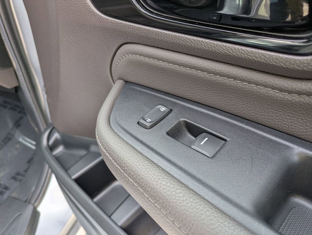 Used 2024 Honda Odyssey Touring image 34