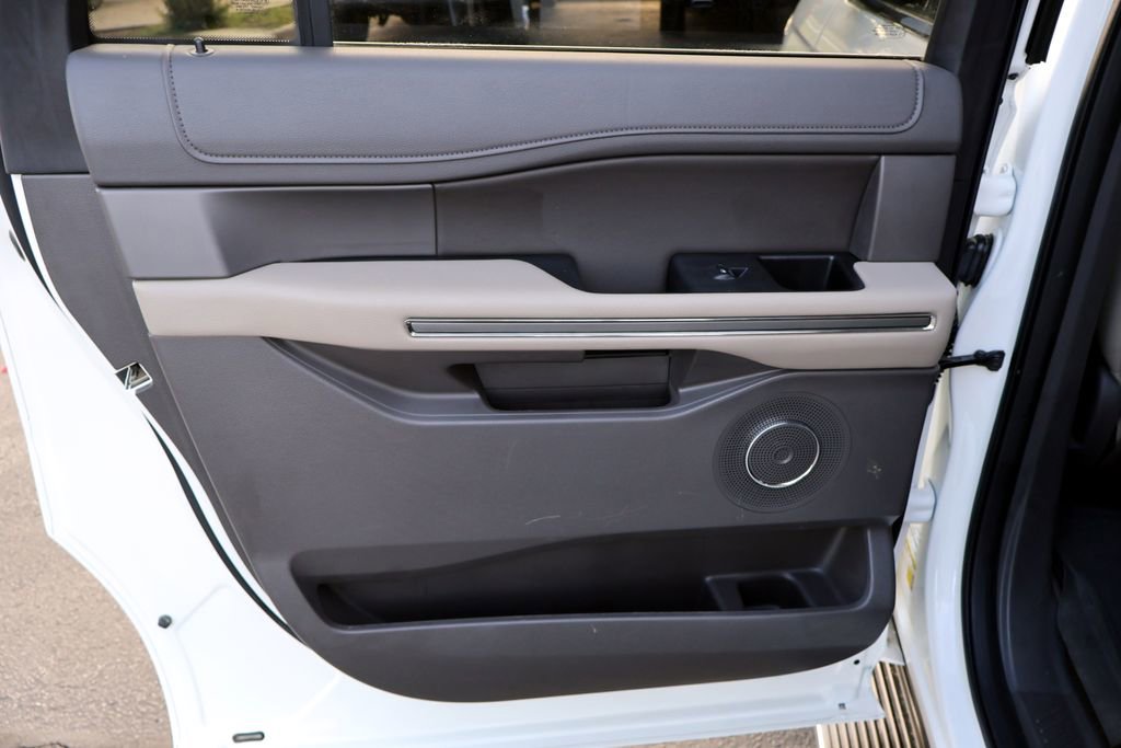 Certified 2021 Ford Expedition Max XLT RWD image 27