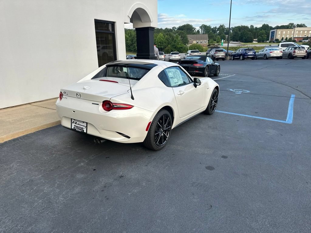 New 2026 MAZDA MX-5 Miata RF Grand Touring RWD image 7