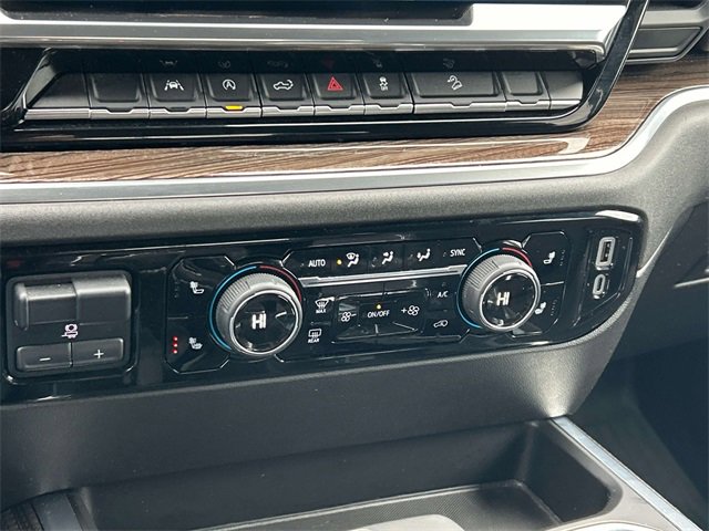 Used 2023 Chevrolet Silverado 1500 RST w/ Z71 Off-Road Package image 35