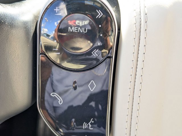 Used 2022 Land Rover Range Rover Westminster Edition image 10