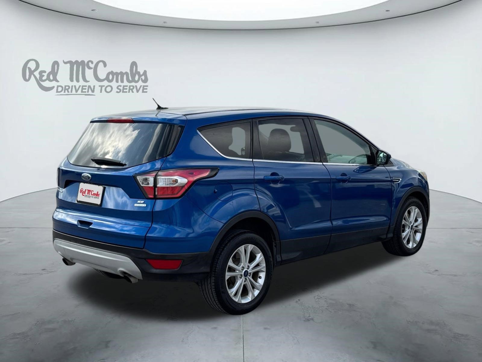 Used 2017 Ford Escape SE image 5