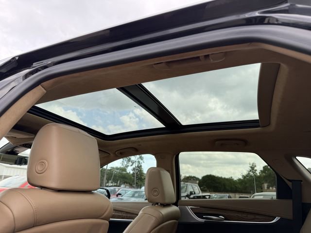 Used 2022 Cadillac XT5 Sportv w/ Platinum Package image 16