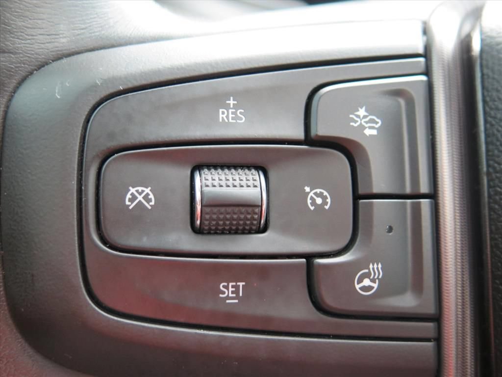 Used 2023 GMC Yukon Denali Ultimate AWD/4WD image 19