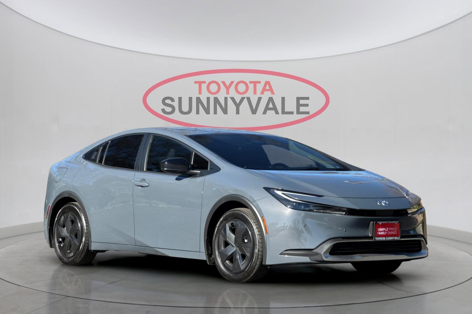 Certified 2025 Toyota Prius SE image 11