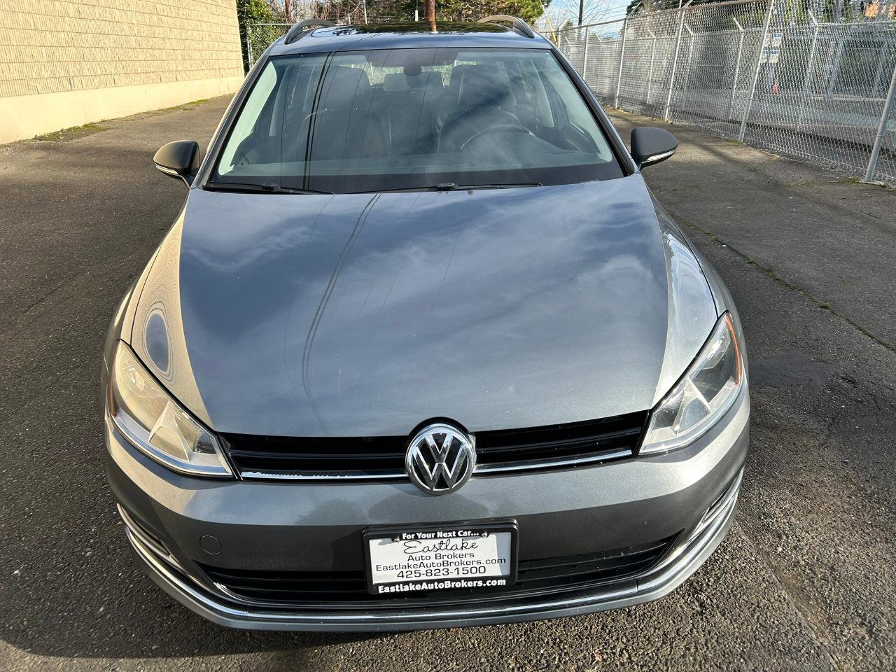 Used 2015 Volkswagen Golf TDI SE image 2