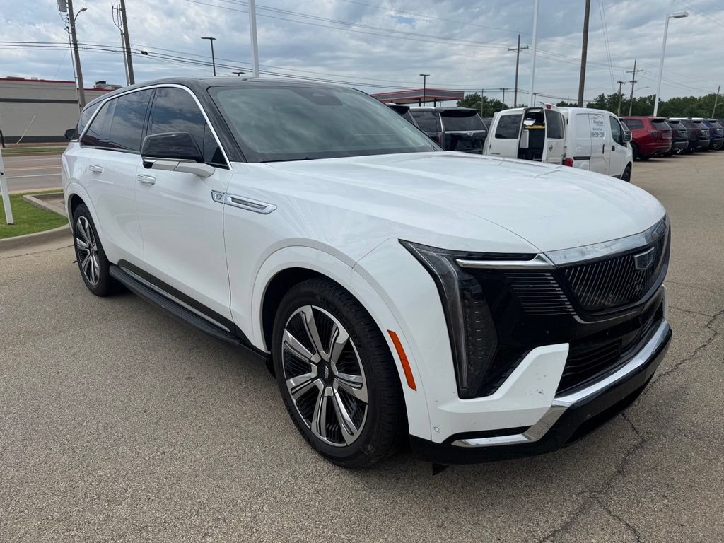 Used 2025 Cadillac Escalade IQ Luxury 2 AWD/4WD image 1
