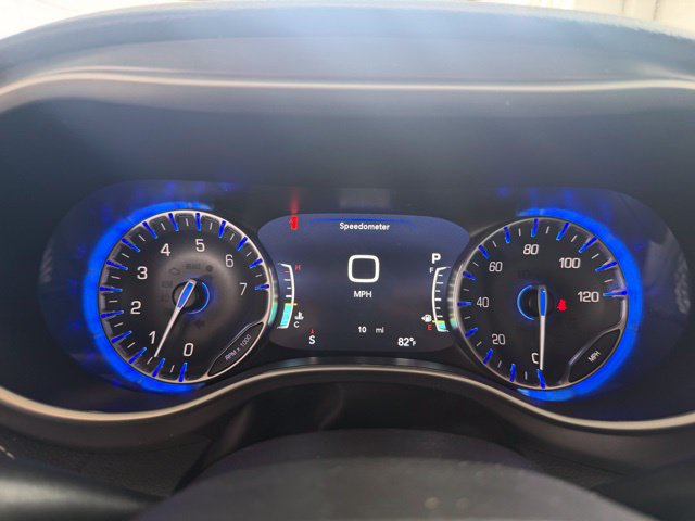 New 2026 Chrysler Pacifica Select AWD/4WD image 16