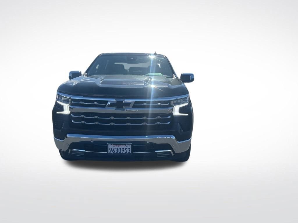 Used 2023 Chevrolet Silverado 1500 LTZ w/ LPO, Dark Essentials Package image 5