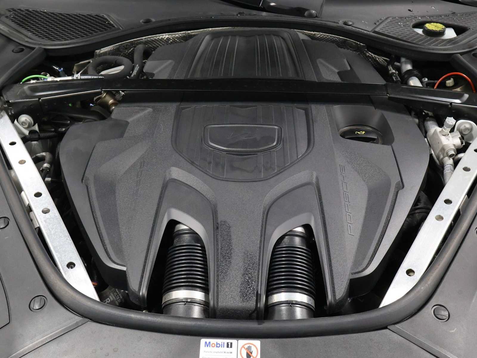 Certified 2023 Porsche Panamera 4S AWD/4WD image 41
