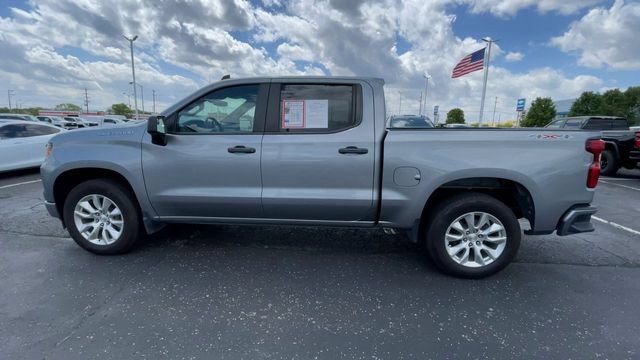 Used 2023 Chevrolet Silverado 1500 Custom AWD/4WD image 7