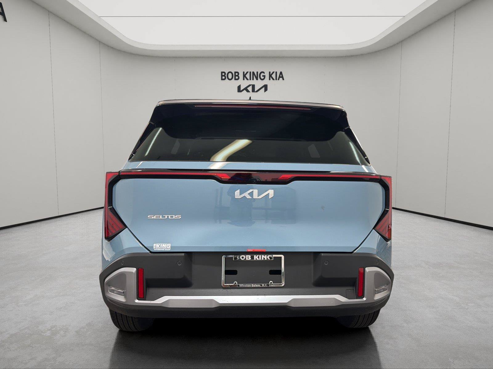 New 2027 Kia Seltos S FWD image 4